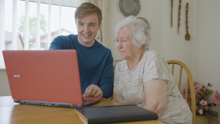 digital companion helps senior lady get online